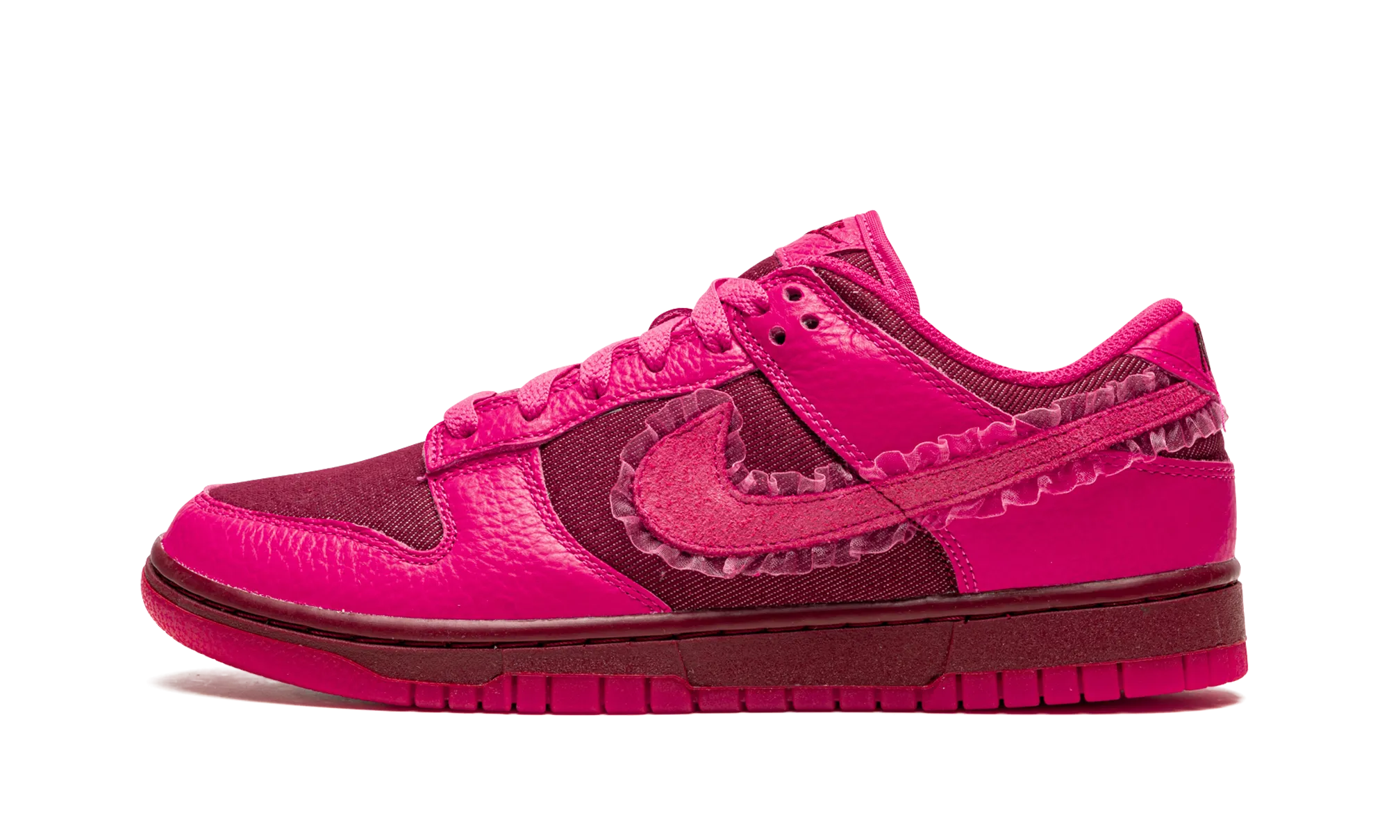DUNK LOW WMNS "Valentines Day" nike womens mesh trainers