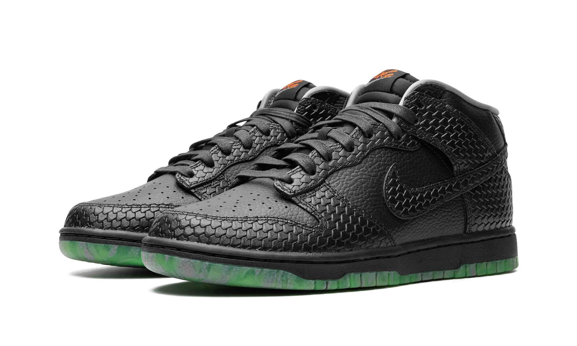 Dunk Mid "Halloween - Headless Horseman" nike everyday mens shoes