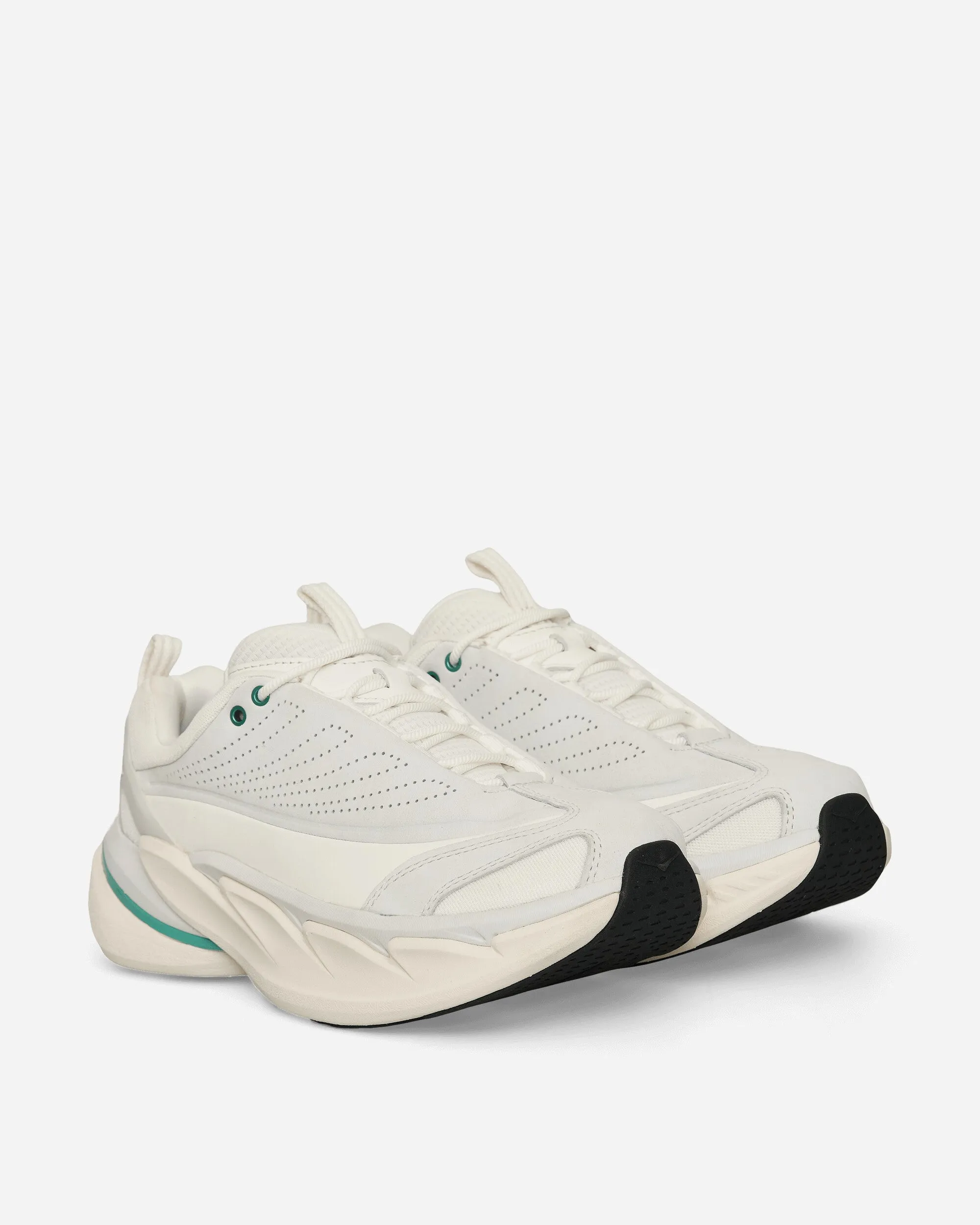 Elevon X Sneakers White / Cosmic Grey Max Cushion Trainers