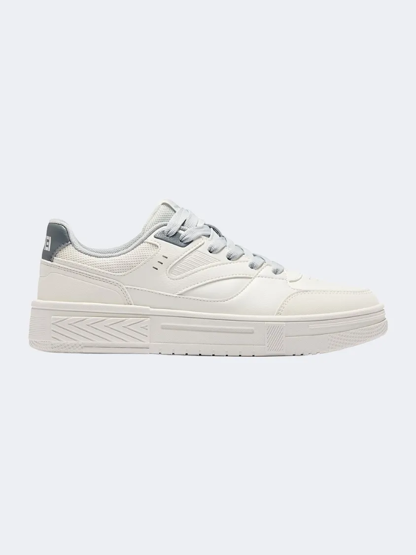 Erke Skateboard Men Lifestyle Sneakers Light White/Seagreen Essential mens casual shoes for comfort