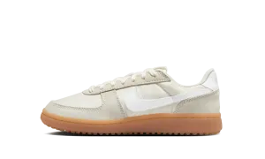 Field General GS "Pale Ivory Gum Yellow White" Nike Grade School styles