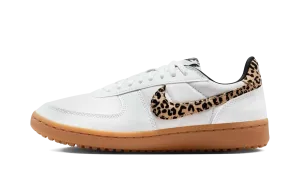 Field General SE WMNS "Leopard Print" Nike Women's sneakers