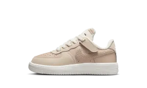 Force 1 Low SE EasyOn PS "Sanddrift Sail Dark Raisin Pale Ivory" Nike Pre School shoes
