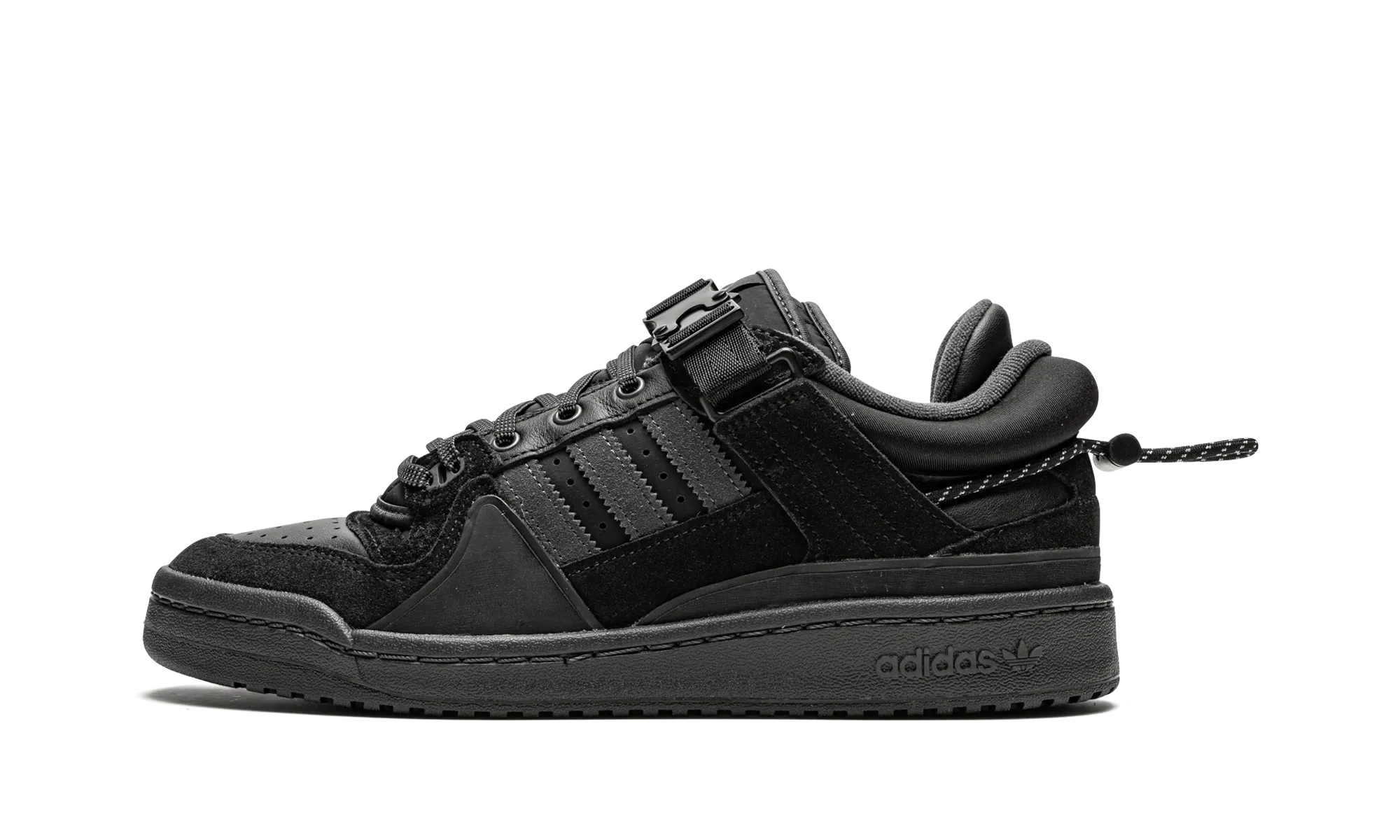 Forum Buckle Low "Bad Bunny - Back To School" Adidas Men's designs