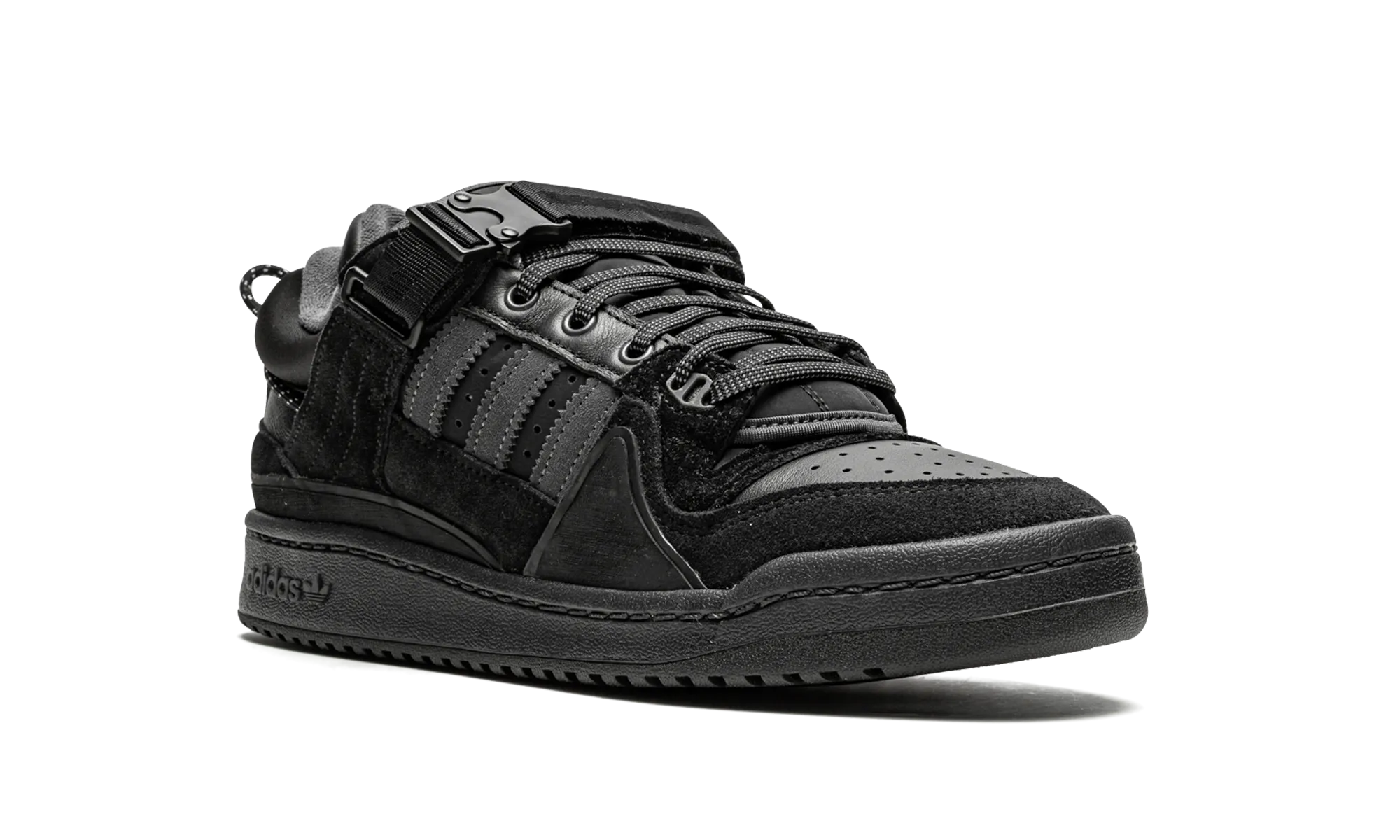 Forum Buckle Low "Bad Bunny - Back To School" adidas low-top mens trainers