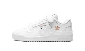Forum Low Wmns "Rose Gold" Adidas Women's shoes