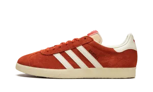 Gazelle "Preloved Red Off White Cream White" Adidas Men's styles