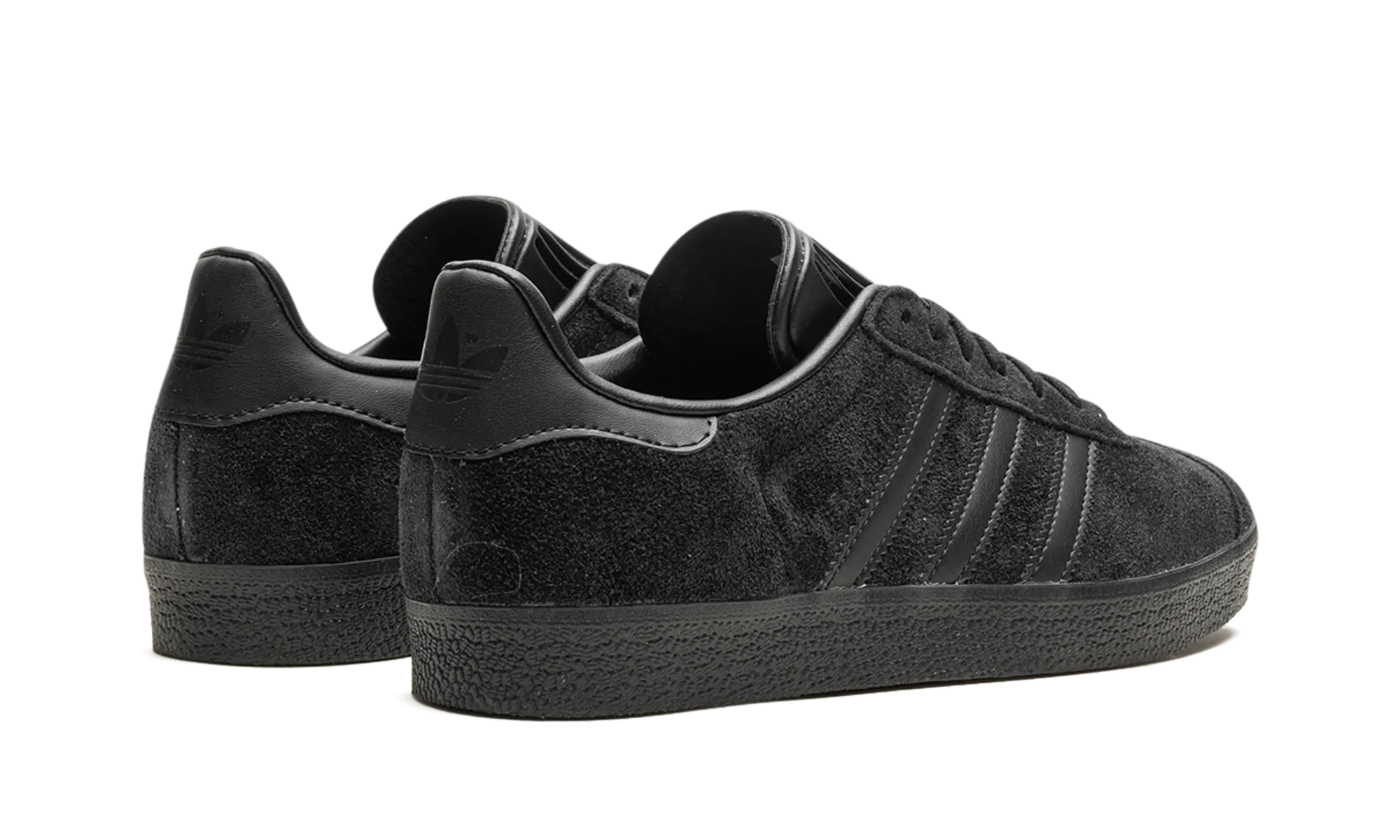 Gazelle "Triple Black" adidas mens active shoes