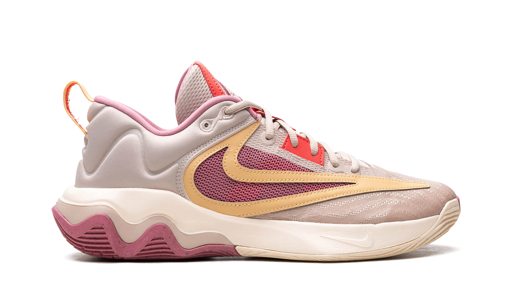 Giannis Immortality 3 "Fossil Stone/Desert Berry" nike everyday mens shoes