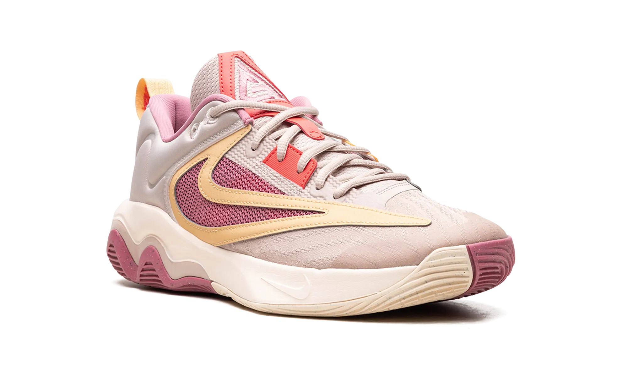 Giannis Immortality 3 "Fossil Stone/Desert Berry" nike everyday mens shoes