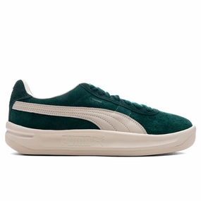 GV Special Suede - Dark Myrtle/Warm White Puma sneakers for casual streetwear