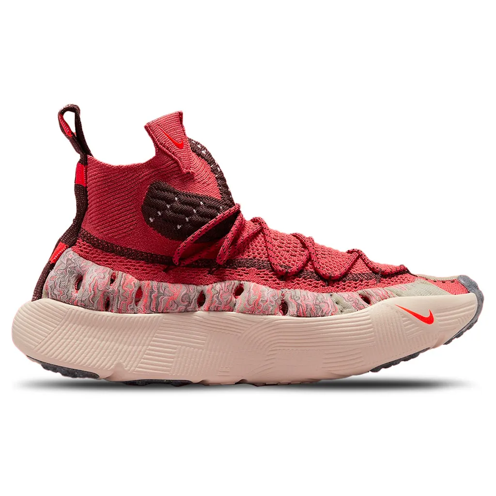 ISPA Sense Flyknit - Adobe/Bright Crimson/Guava Ice Nike lifestyle sneakers with retro vibe