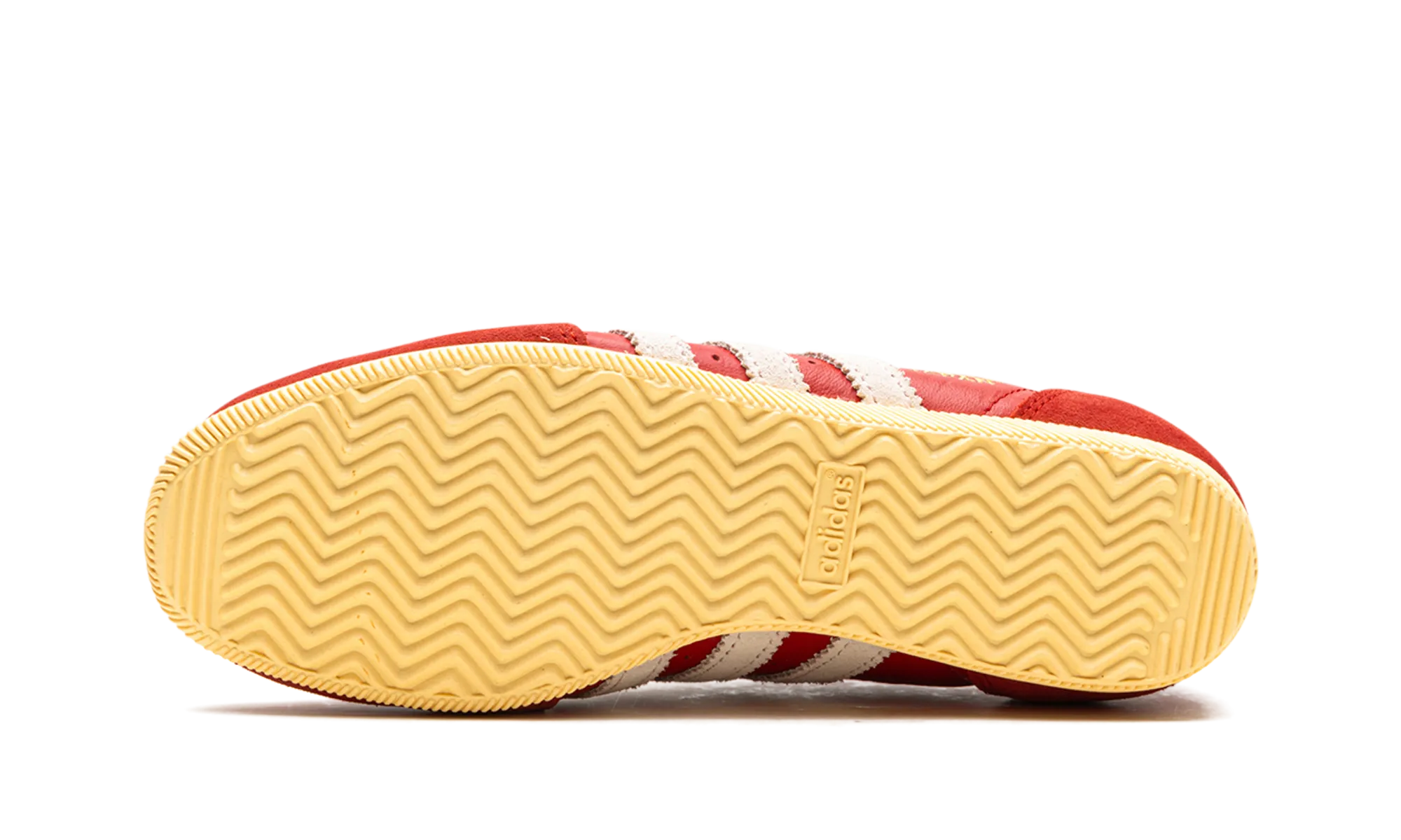 Japan WMNS "Better Scarlet Off White" adidas womens workout shoes