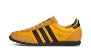 Japan WMNS "Core Yellow Black" Adidas Women's shoes