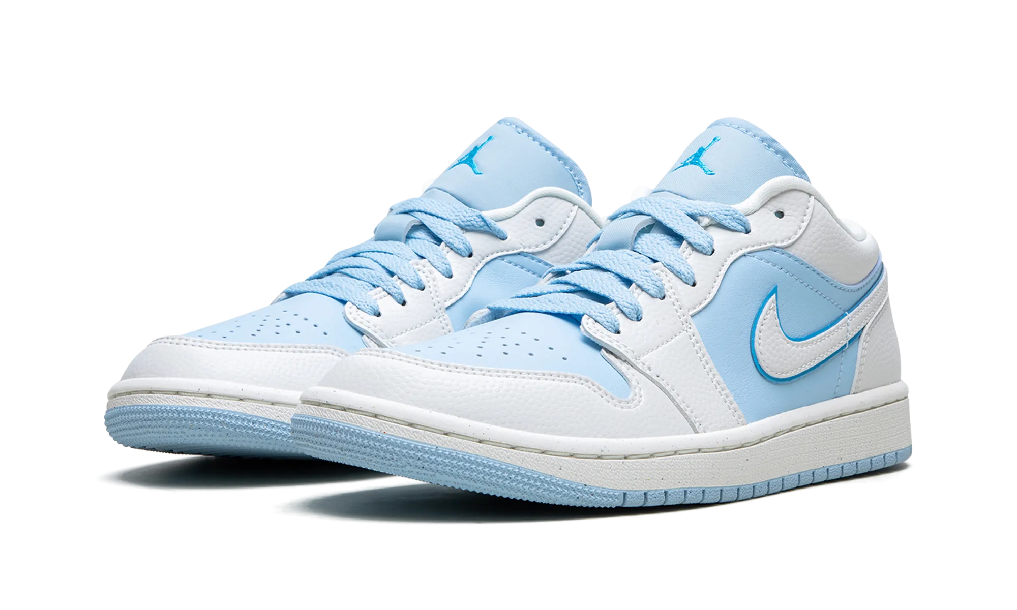 JORDAN 1 LO SE WMNS "Ice Blue" jordan classic womens shoes