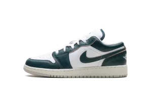 Jordan 1 Low SE GS "Oxidized Green" Jordan Grade School styles