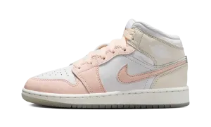 Jordan 1 Mid GS "Flamingo" Jordan Grade School styles