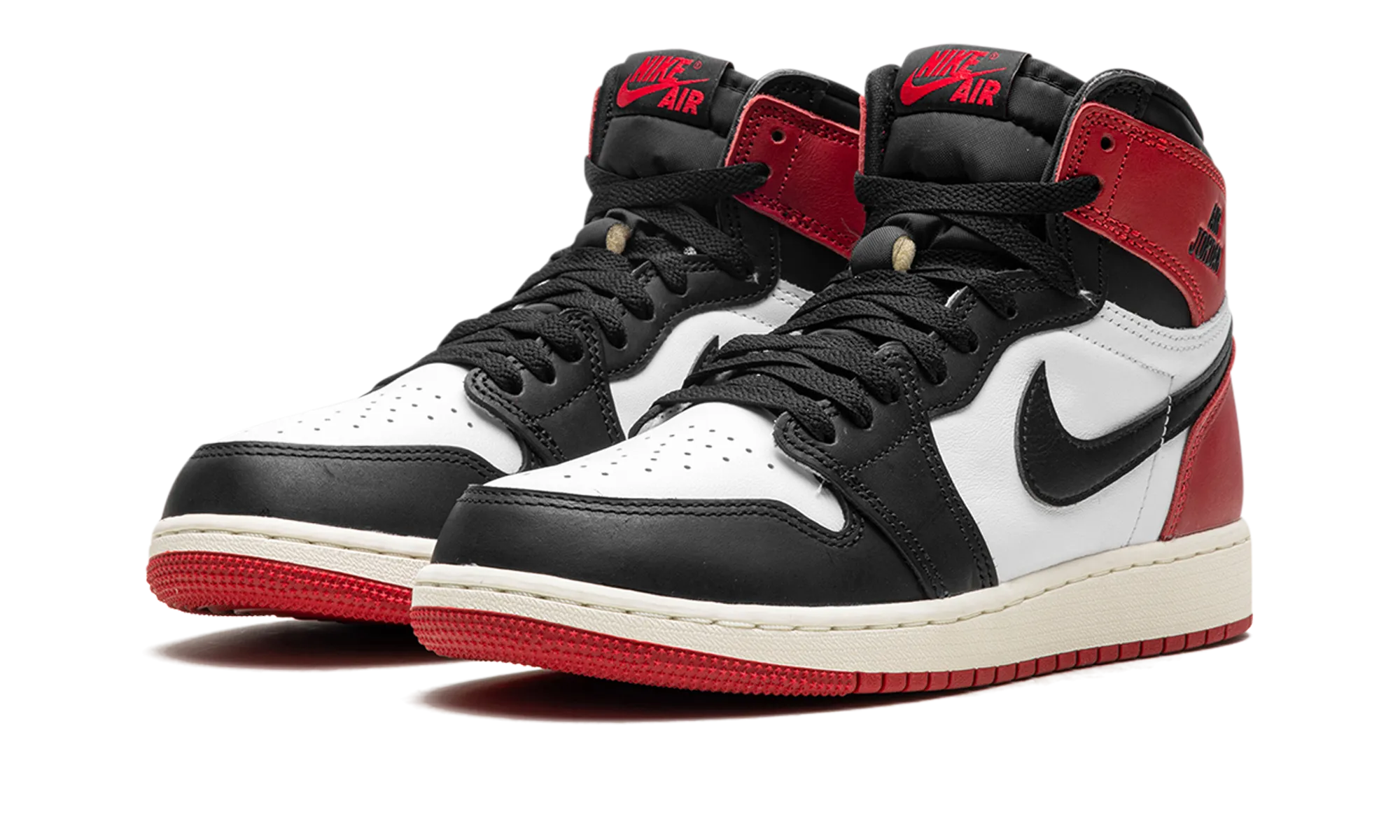 Jordan 1 Retro High OG GS "Black Toe Reimagined" jordan school kids shoes