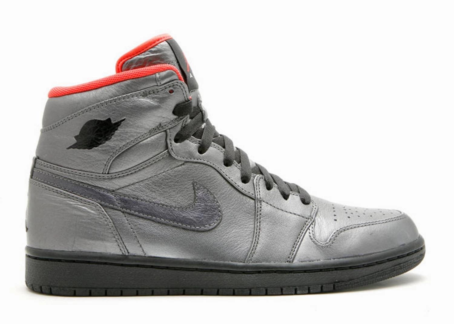 Jordan 1 Retro High Pewter (WORN) Air Jordan classic models for sneaker lovers