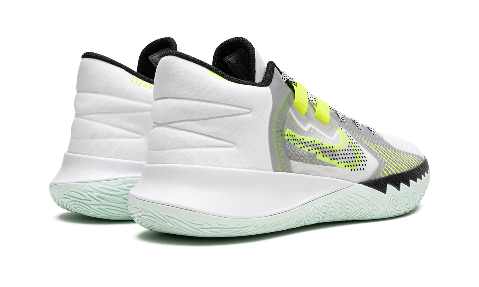 Kyrie Flytrap V nike everyday mens shoes