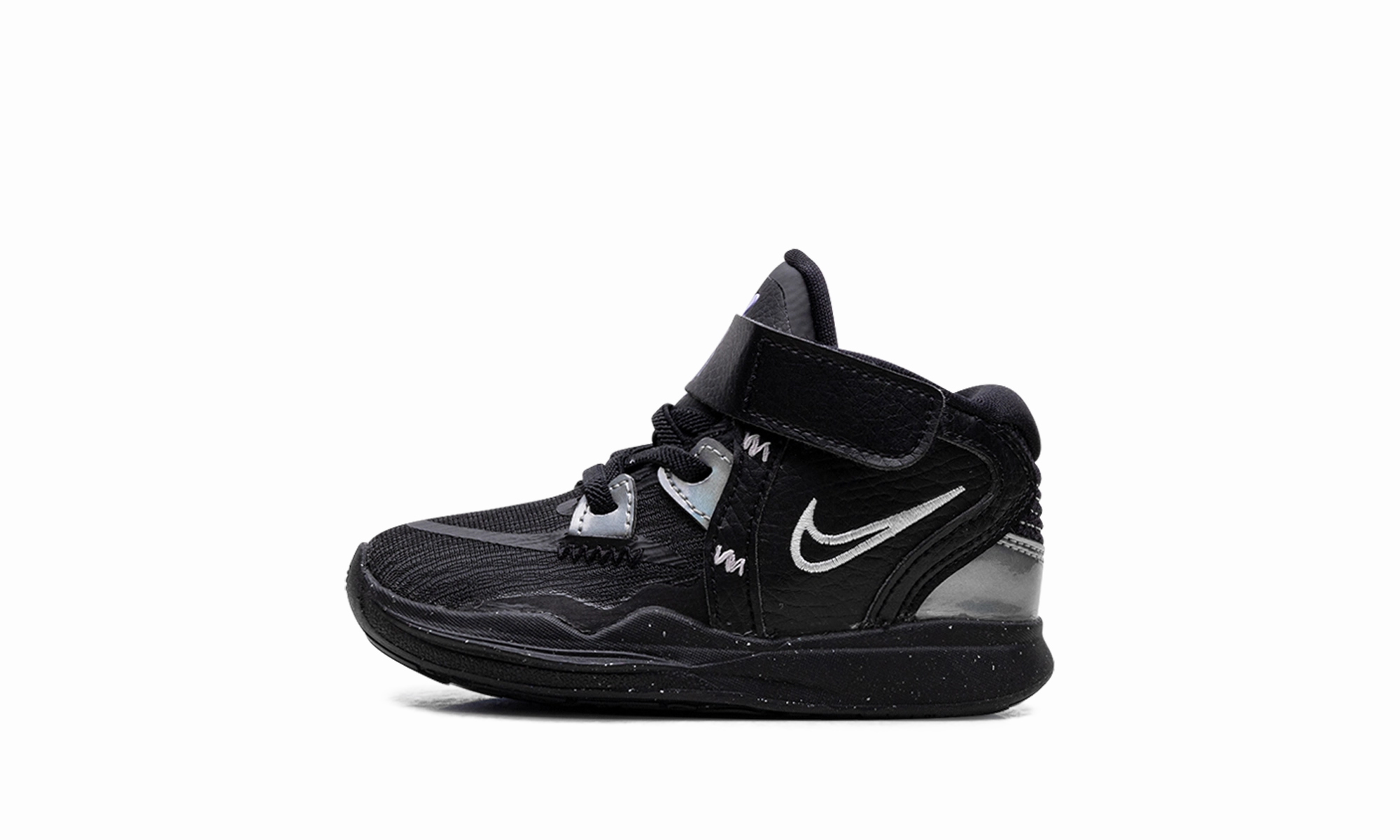 Kyrie Infinity "Fire and Ice" Nike Basketball sneakers