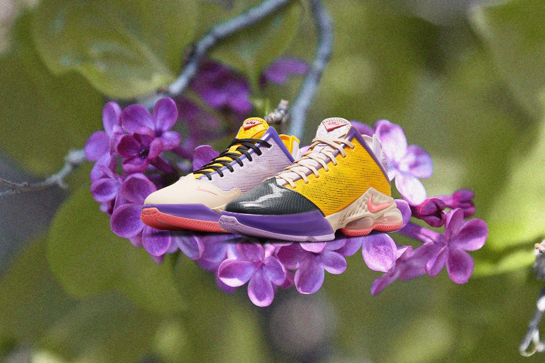 LeBron 19 Low - Lilac/Pink Gaze/DK Smoke Grey Nike trainers with responsive foam