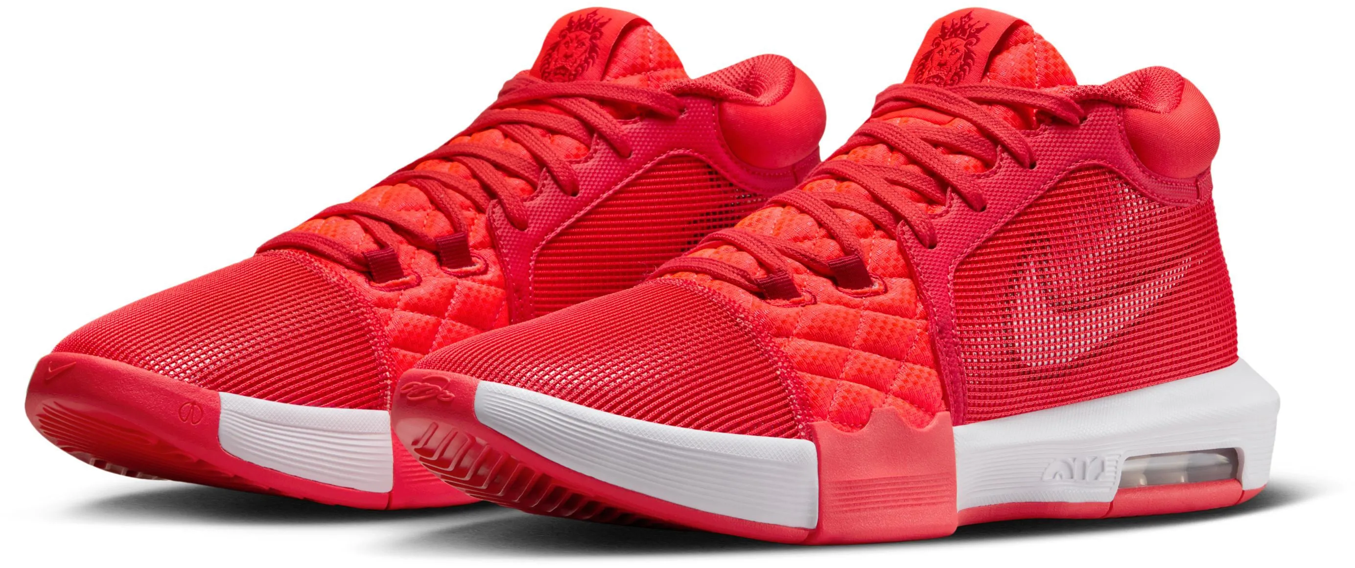 LeBron Witness 8 Men's Basketball Shoes