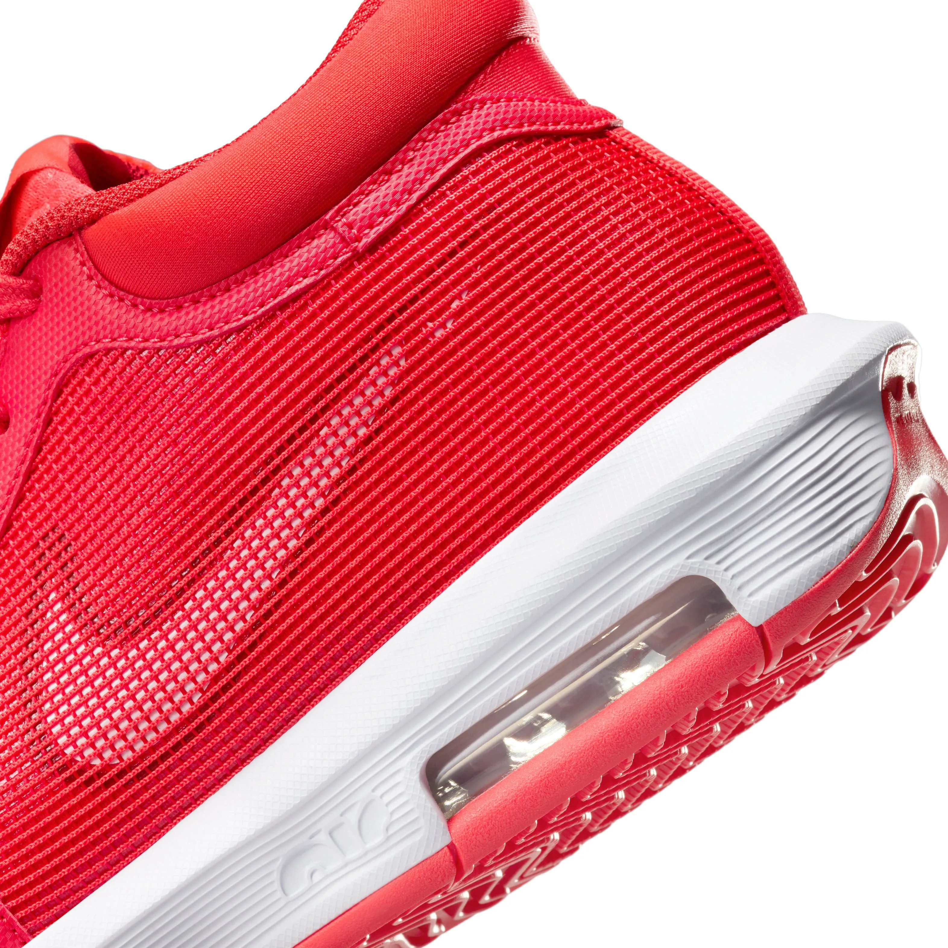 LeBron Witness 8 Men's Basketball Shoes