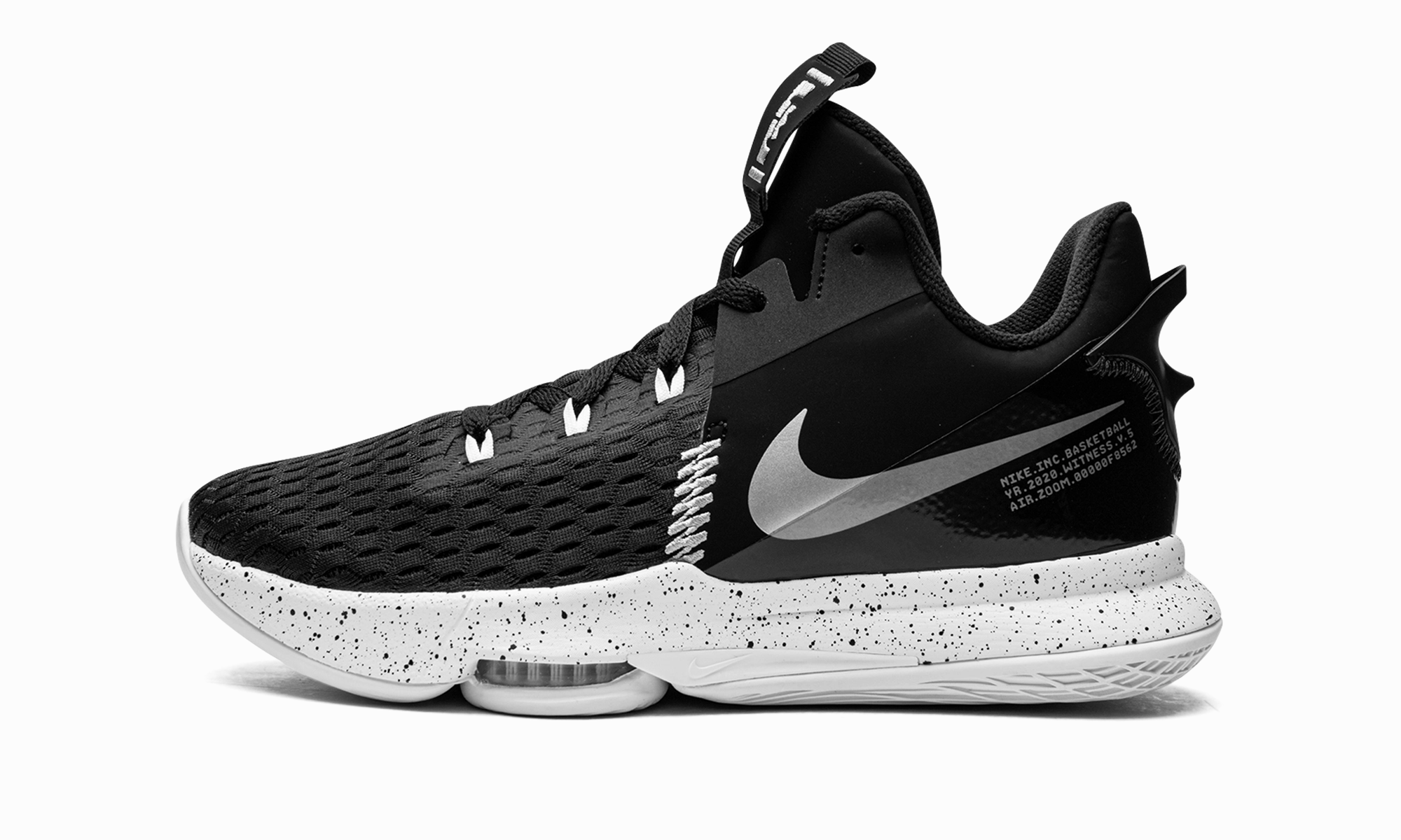 LeBron Witness V Nike Basketball sneakers