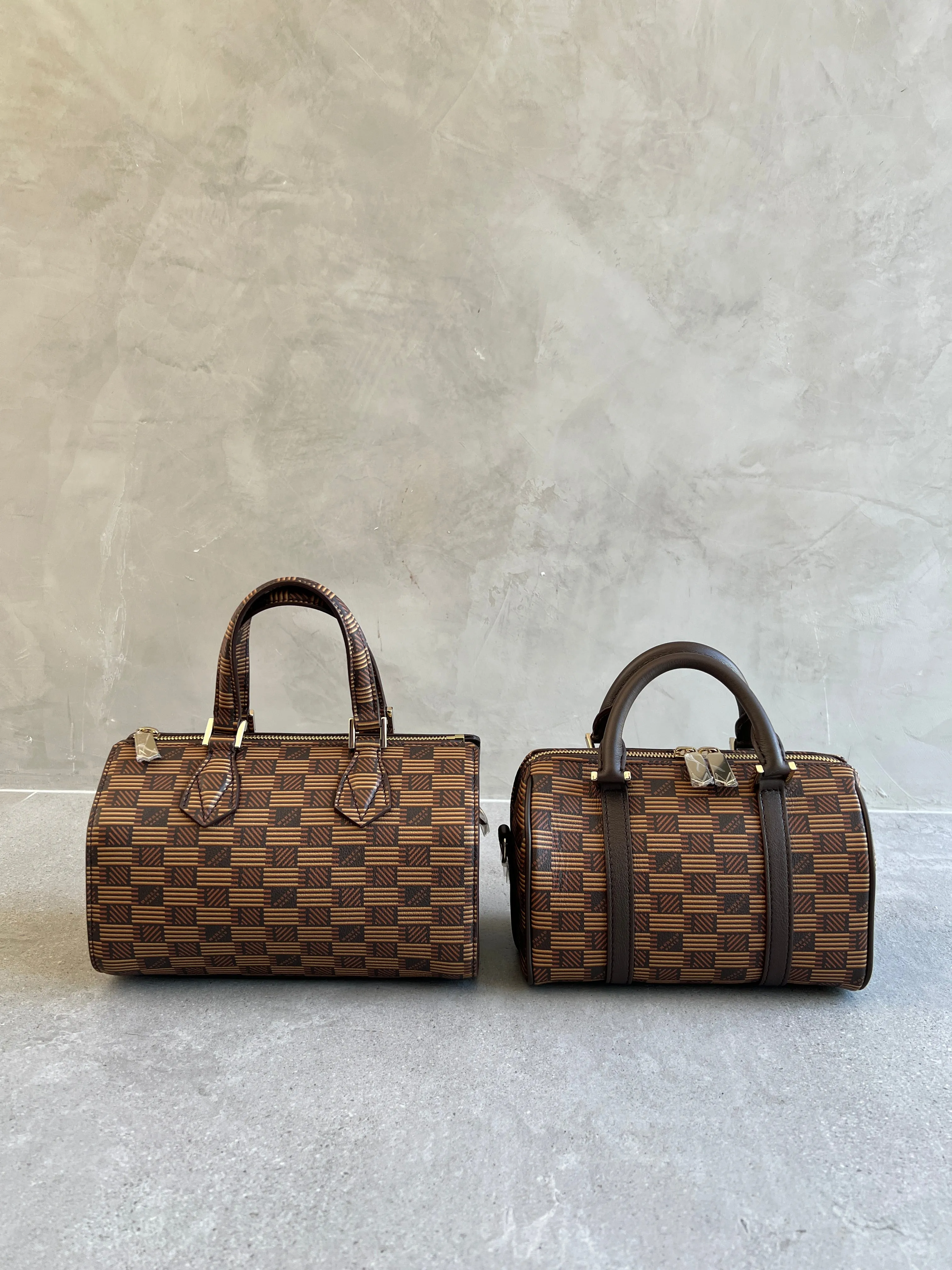 Liberte Boston Calf leather, Chocolate Moreau Bags
