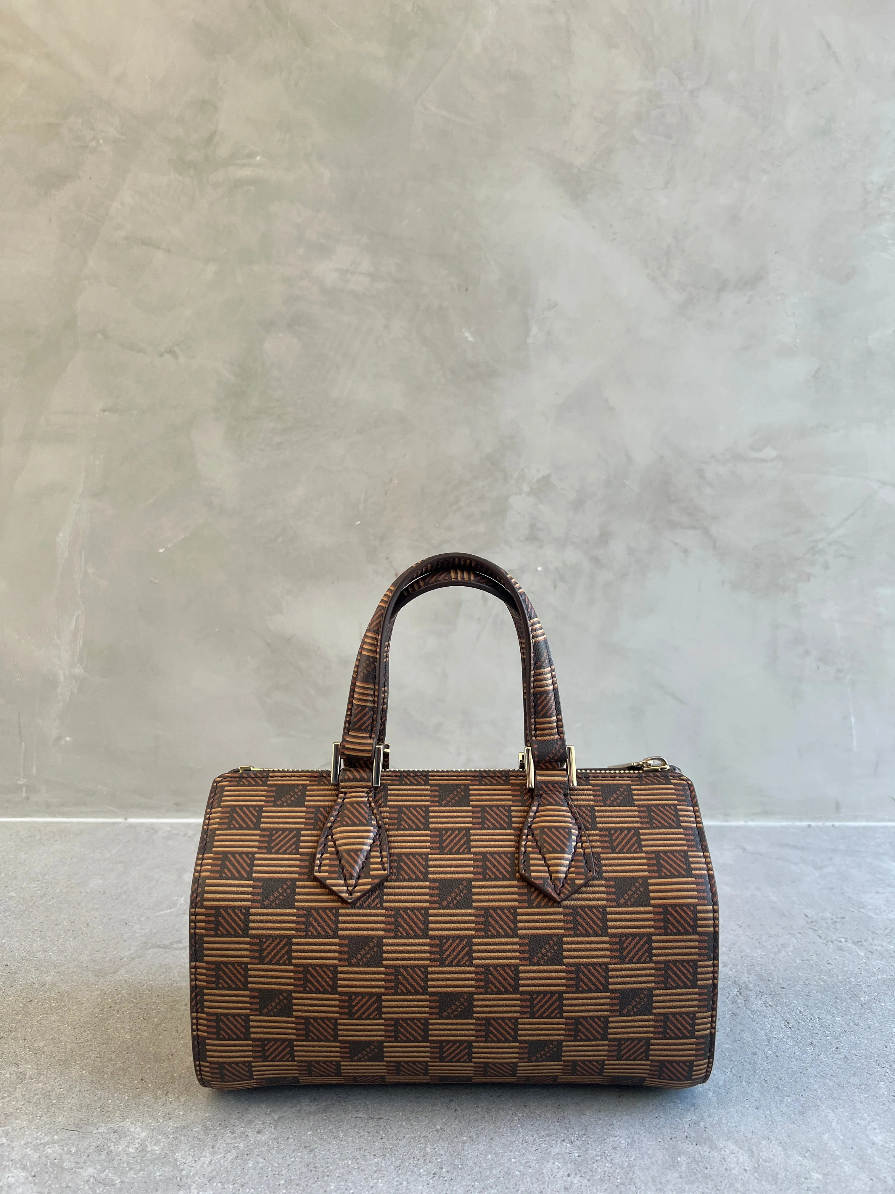 Liberte Boston Calf leather, Chocolate Moreau Bags