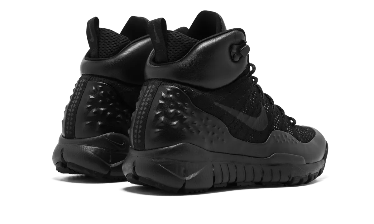 LUPINEK FLYKNIT MNS WMNS nike womens casual sneakers