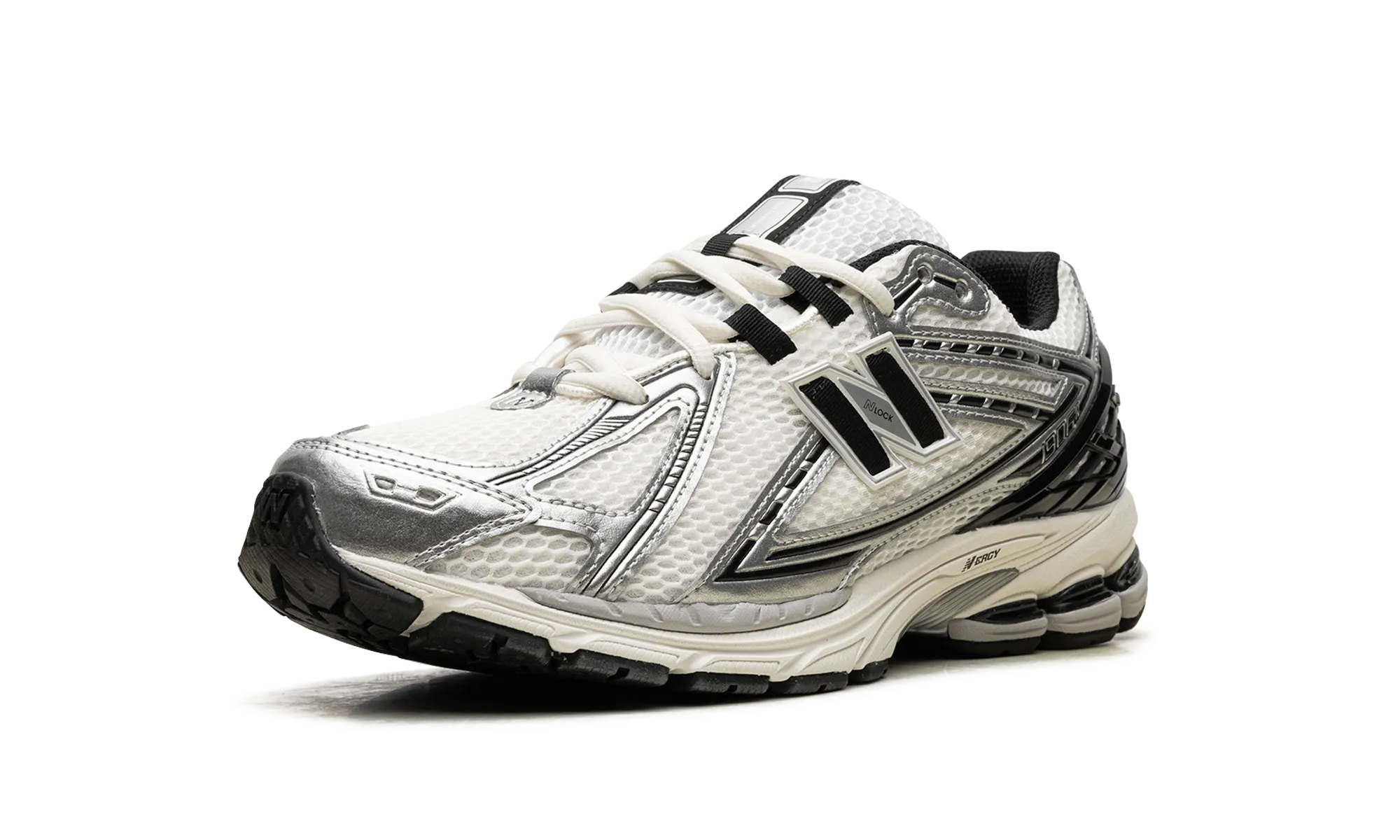 M1906 "METALLIC SILVER" new balance mens runners