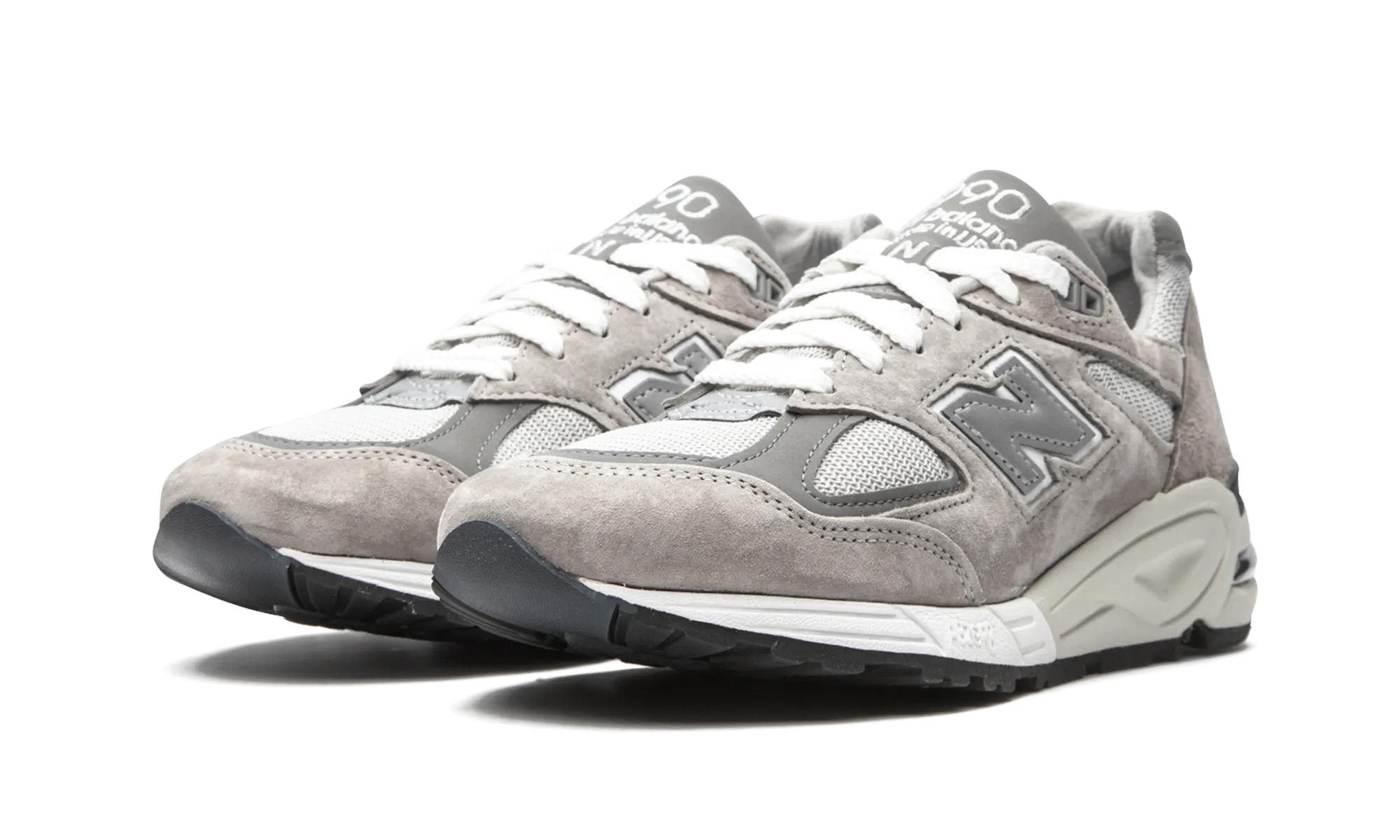M990GR2 "Grey" new balance mens runners
