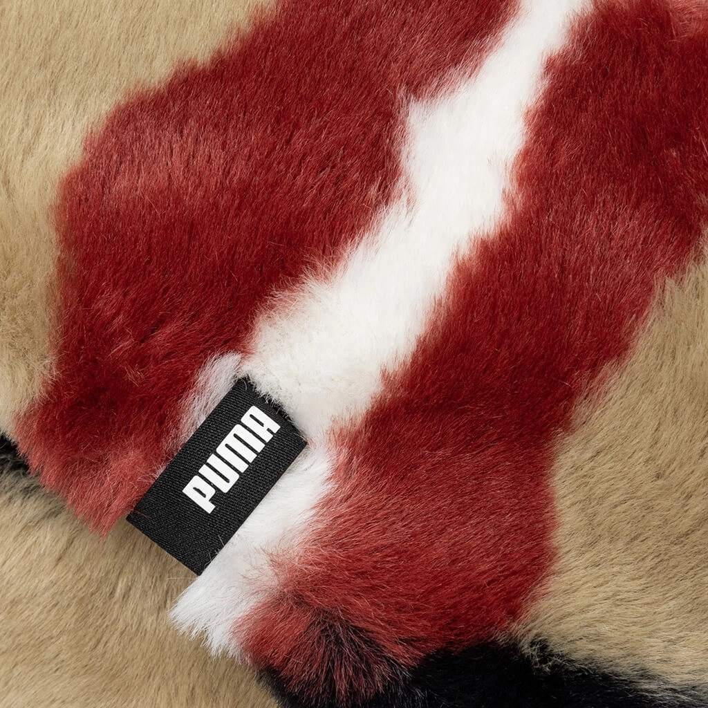 Madison Beanie - Black Puma Stripe Logo Trainers