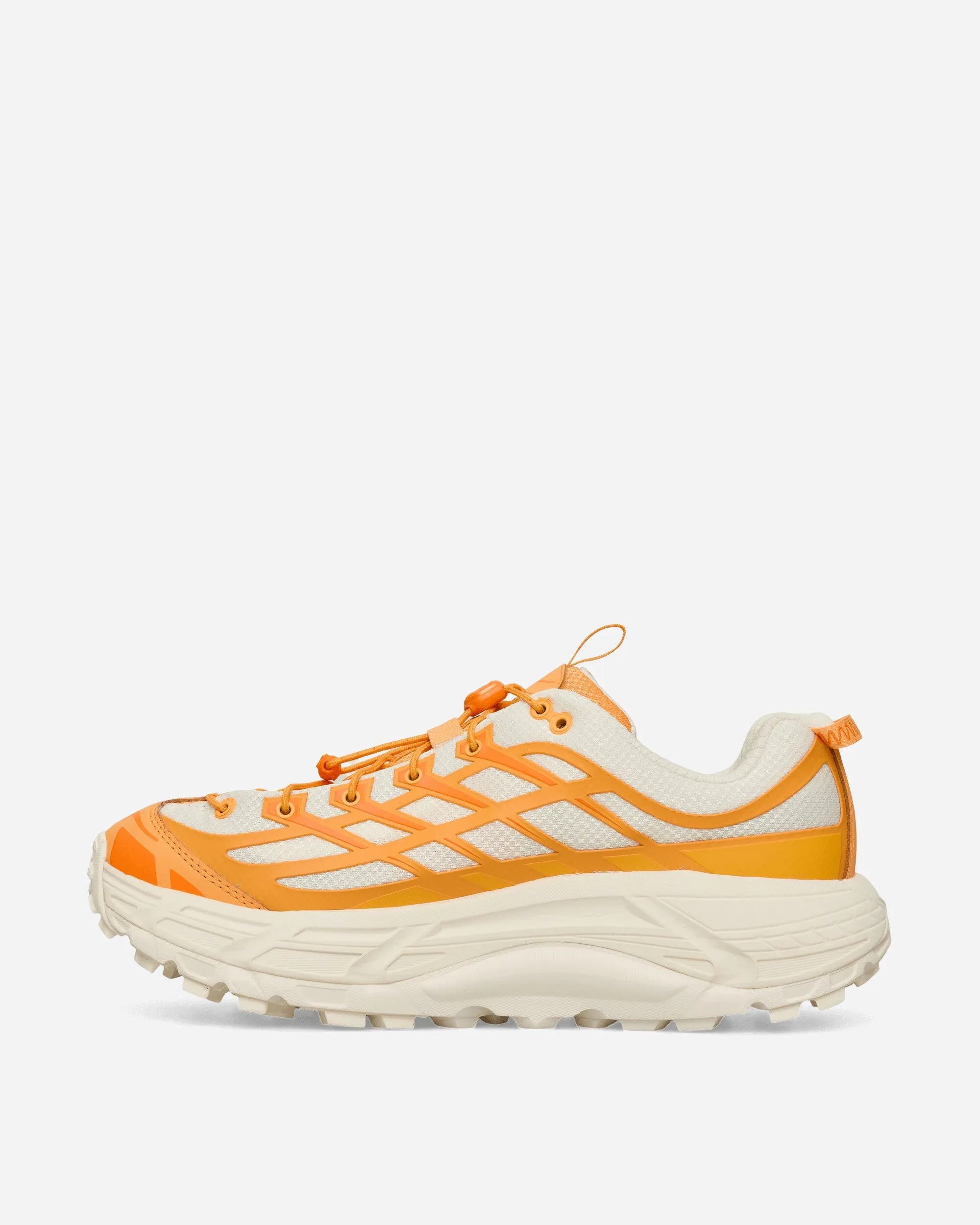 Mafate Three2 Sneakers Sun Coral / Alabaster Max Cushion Trainers
