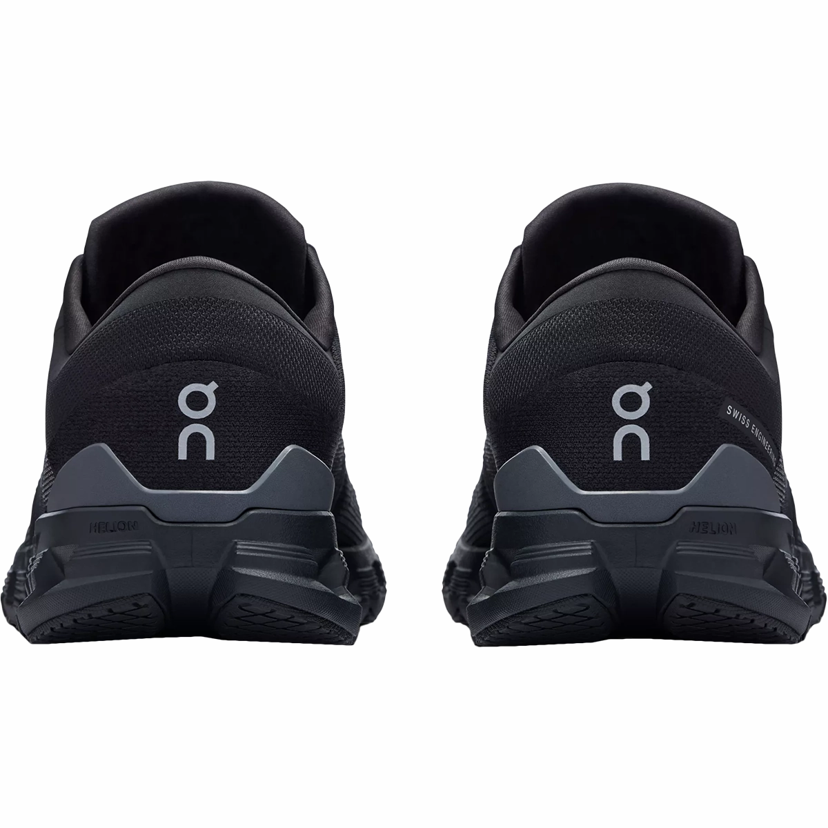 Men's Cloud X 4 On versatile athletic shoe designs