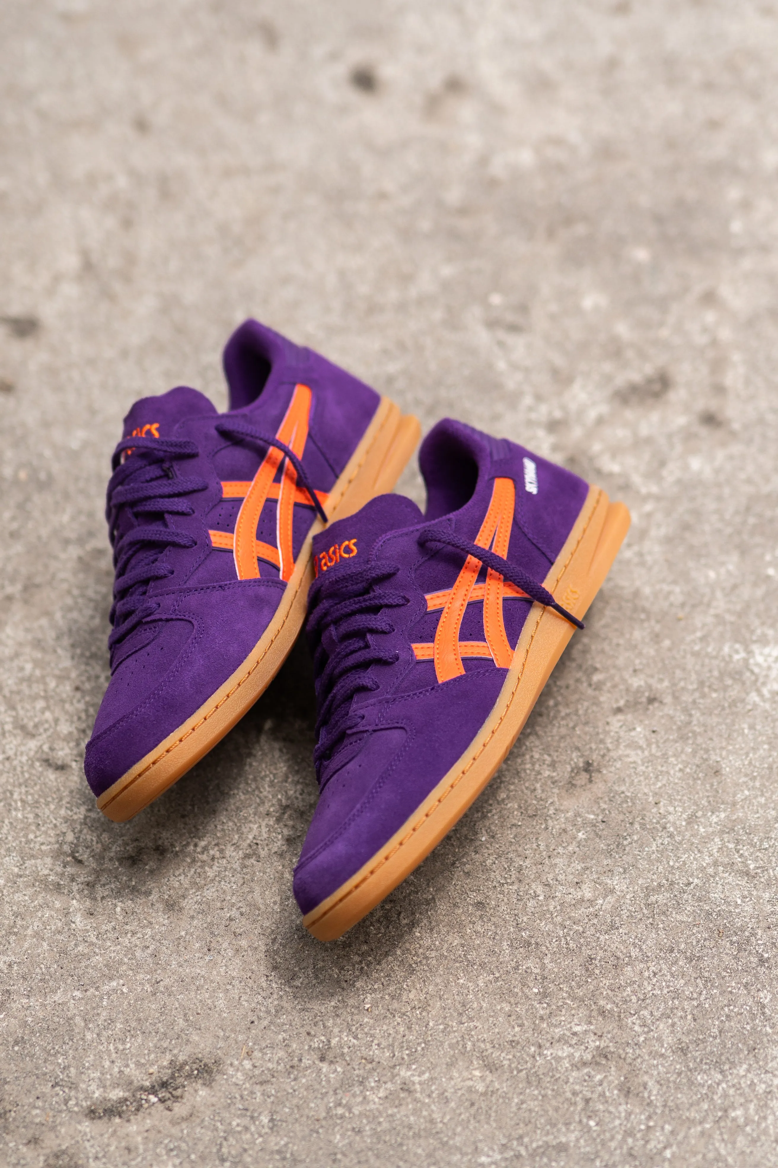 Men's Asics Skyhand OG (Midnight Plum/Koi) running shoe close-up shots