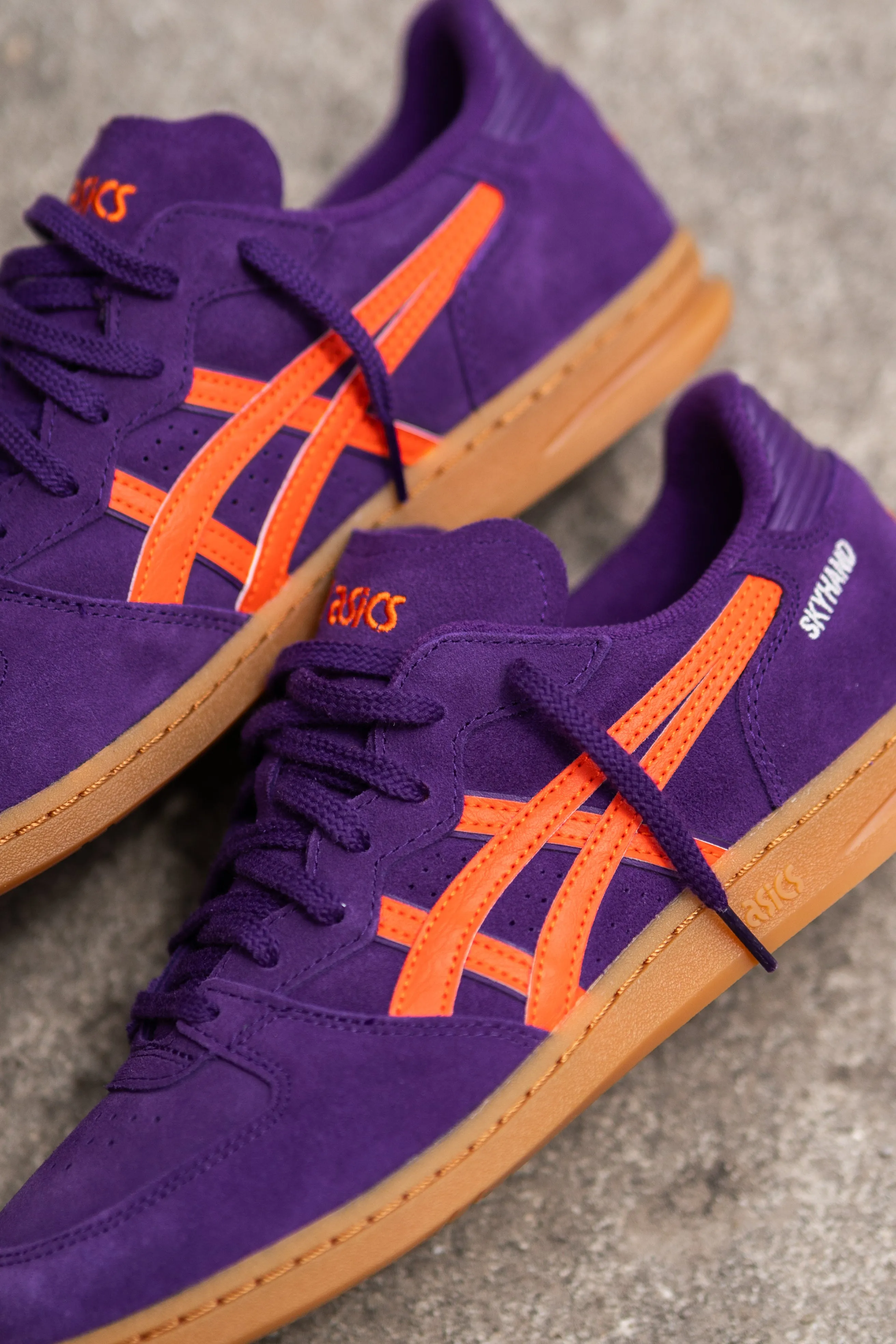 Men's Asics Skyhand OG (Midnight Plum/Koi) running shoe close-up shots