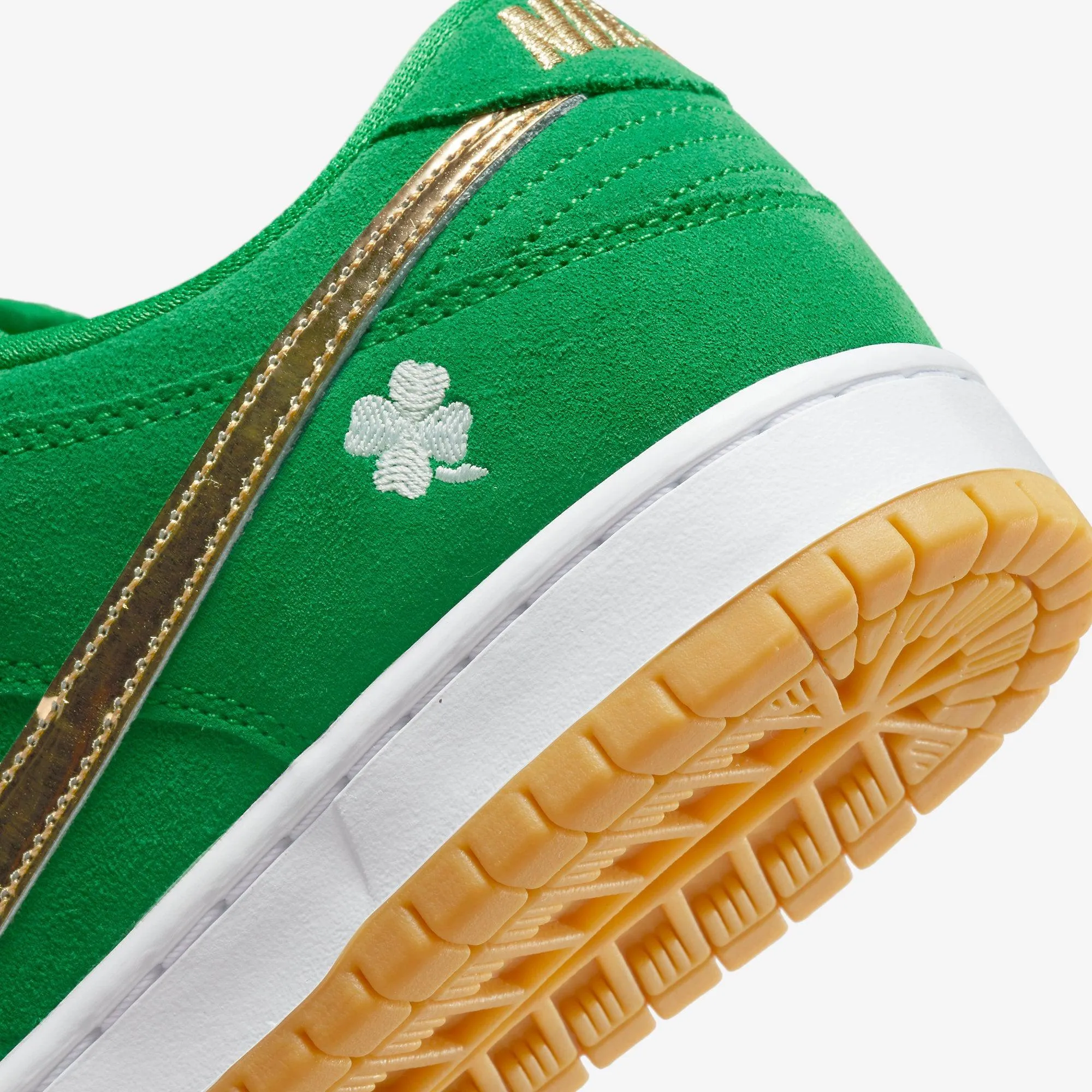(Men's) Nike SB Dunk Low Pro 'St. Patrick's Day' (2022) BQ6817-303 Nike Comfort Fit Lifestyle Shoes
