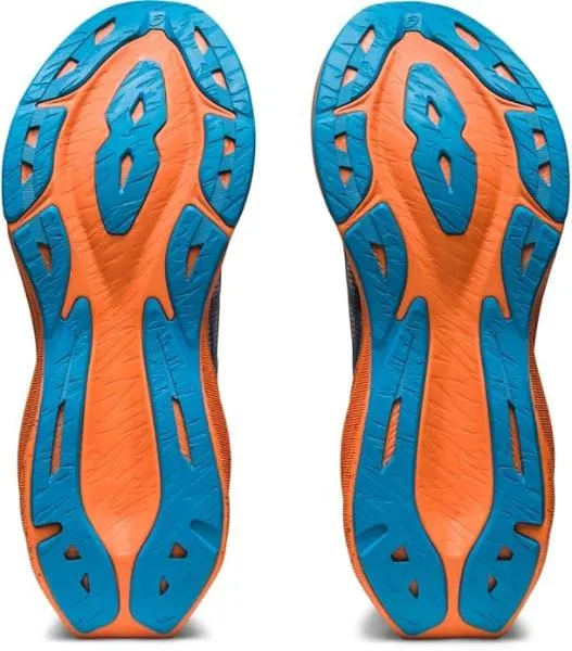 Men's Novablast 3 LE Daily Motion Sneakers