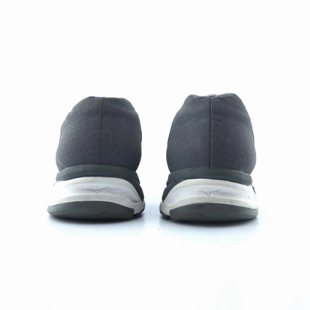 MIZUNO SYNCHRO MX Mizuno sport shoe styles