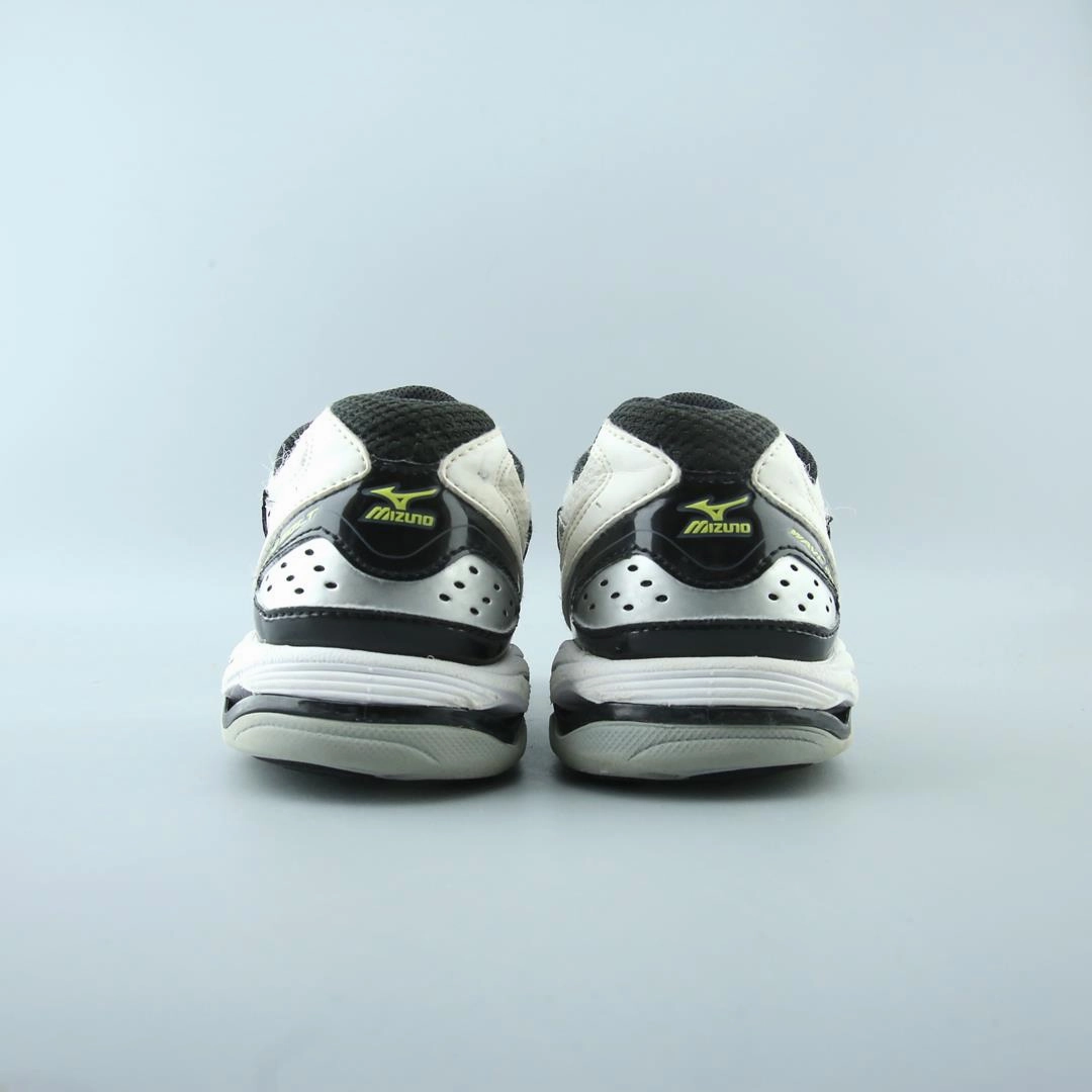 MIZUNO WAVE BOLT 5 Mizuno sport shoe styles
