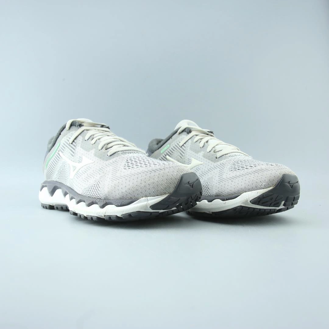 MIZUNO WAVE HORIZON 4 Mizuno sport shoe styles