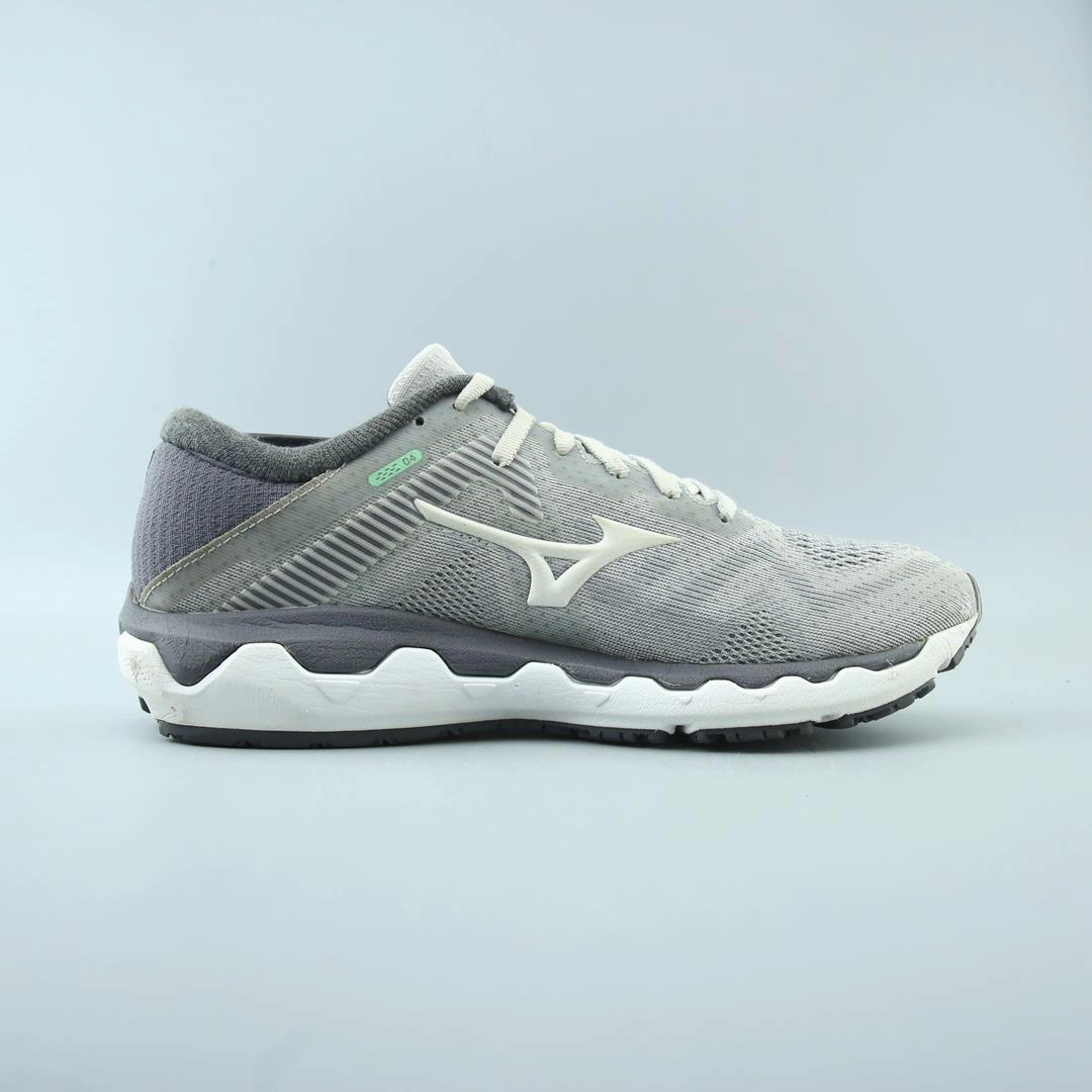 MIZUNO WAVE HORIZON 4 Mizuno sport shoe styles
