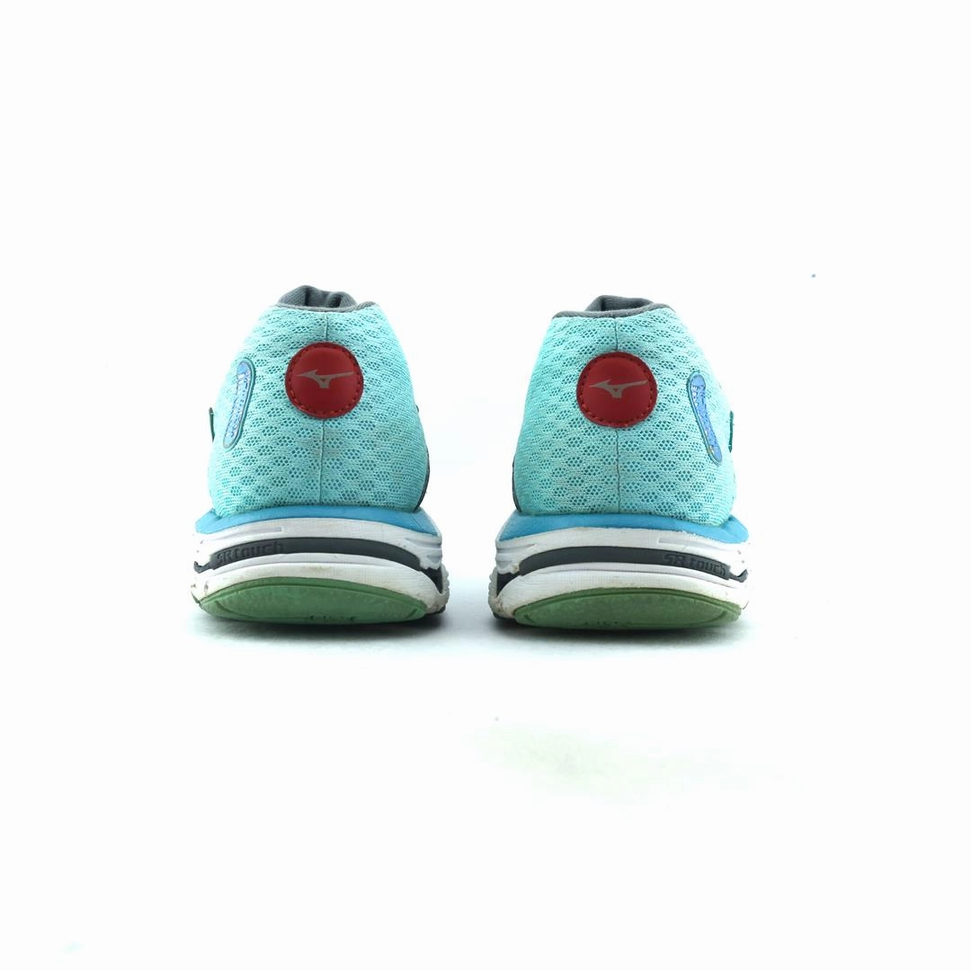 MIZUNO WAVE INSPIRE 11 Mizuno sport shoe styles