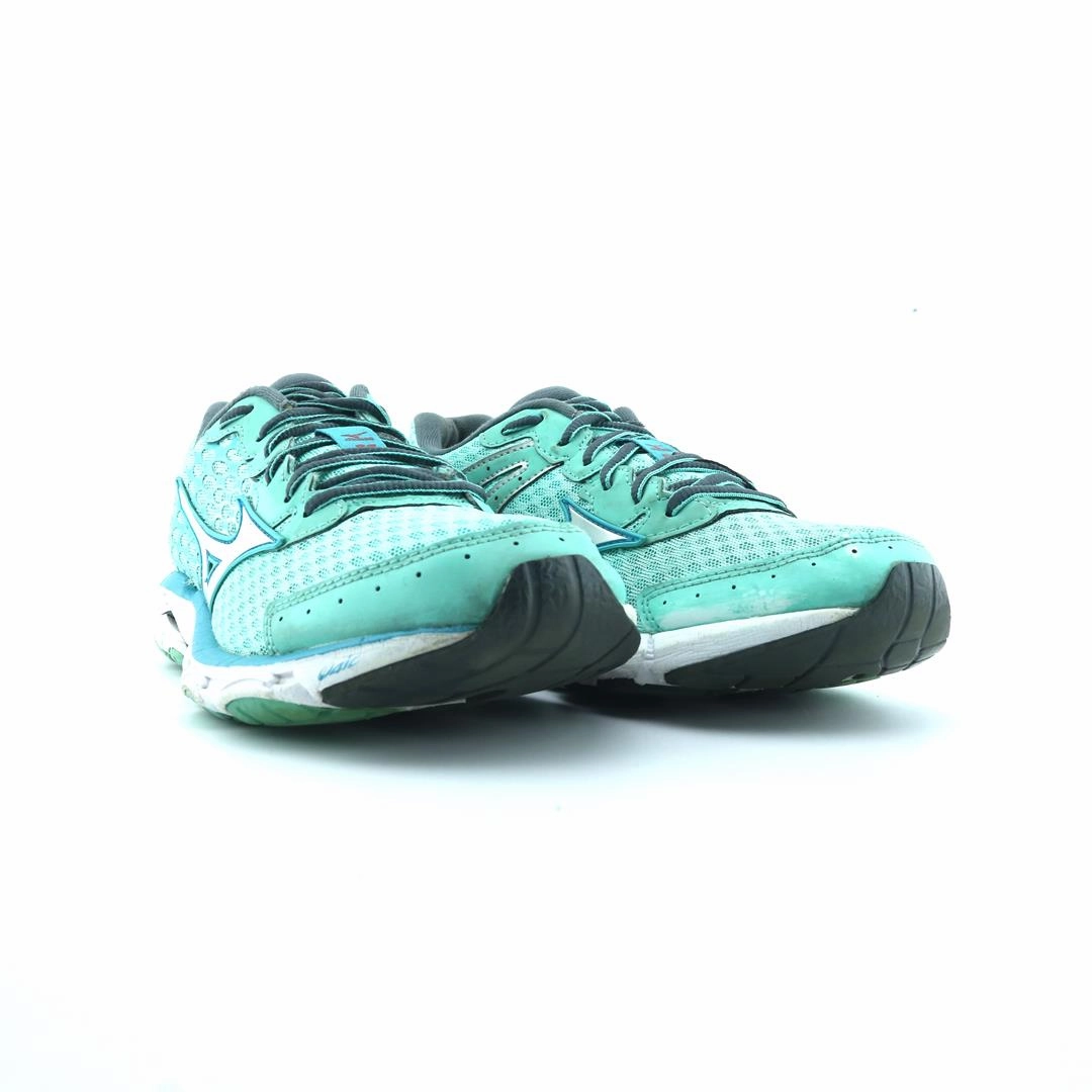 MIZUNO WAVE INSPIRE 11 Mizuno sport shoe styles