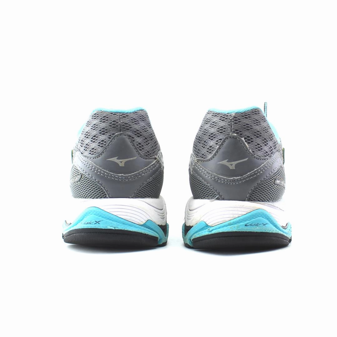 MIZUNO WAVE INSPIRE 12 Mizuno sport shoe styles