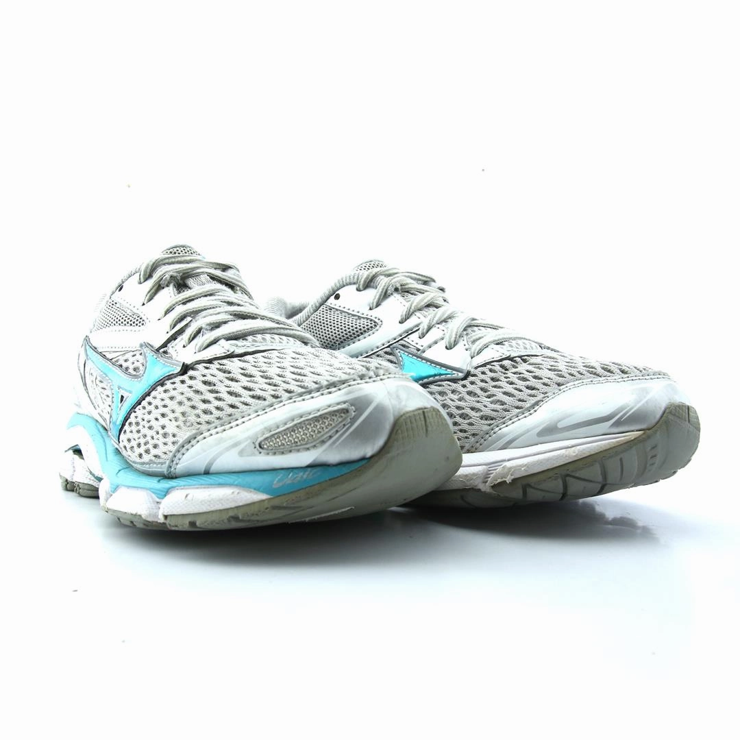 MIZUNO WAVE INSPIRE 13 Mizuno sport shoe styles