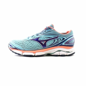 MIZUNO WAVE INSPIRE 13 Mizuno sporty athletic shoe styles